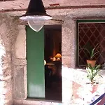 Medieval Village Rural B&B Ne