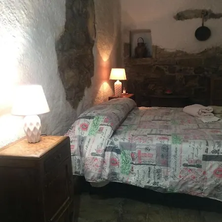 Frühstückspension Medieval Village Ne