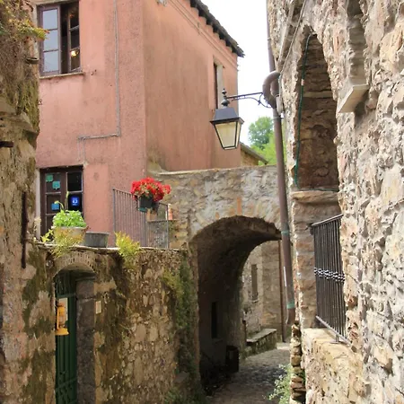 Nel Villaggio Medievale * Ne