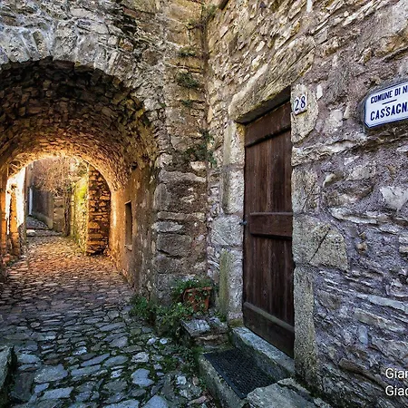 Panzió Medieval Village