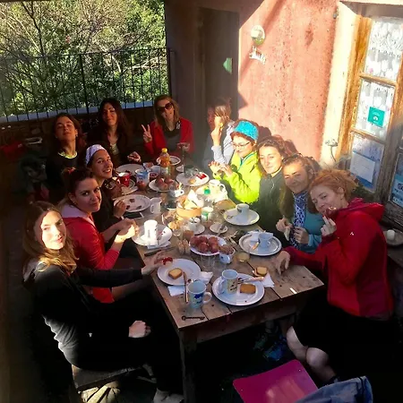 Medieval Village Frühstückspension Ne