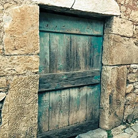 Medieval Village Rural Couette-café 3*