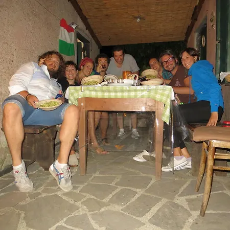 Medieval Village Rural Couette-café Ne
