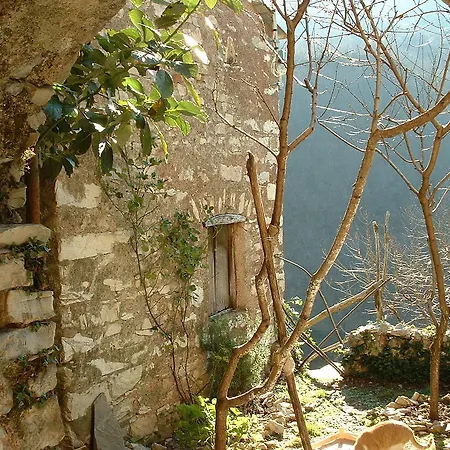 Couette-café Medieval Village Rural
