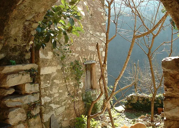 فندق مبيت وإفطار Medieval Village