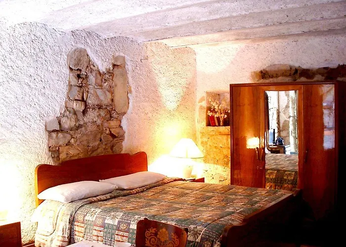 Bed & Breakfast Medieval Village 3*